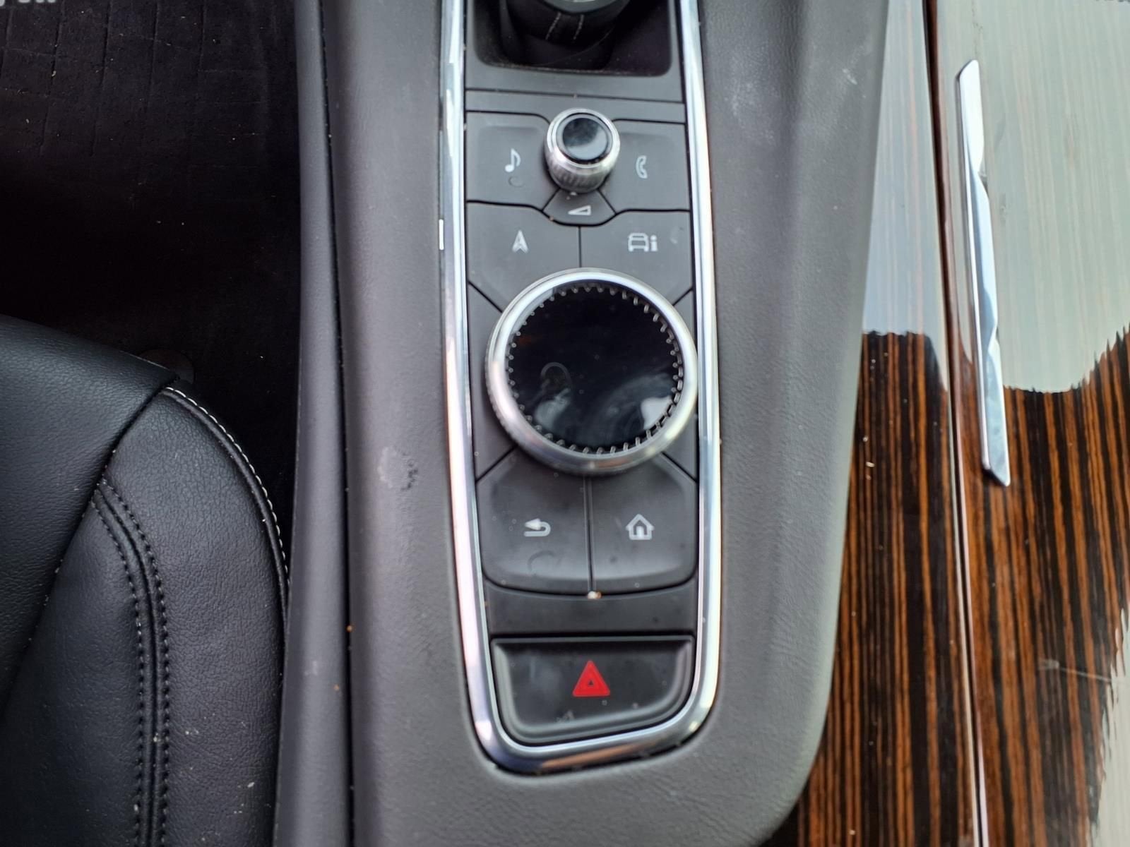 2024 Cadillac Escalade Luxury