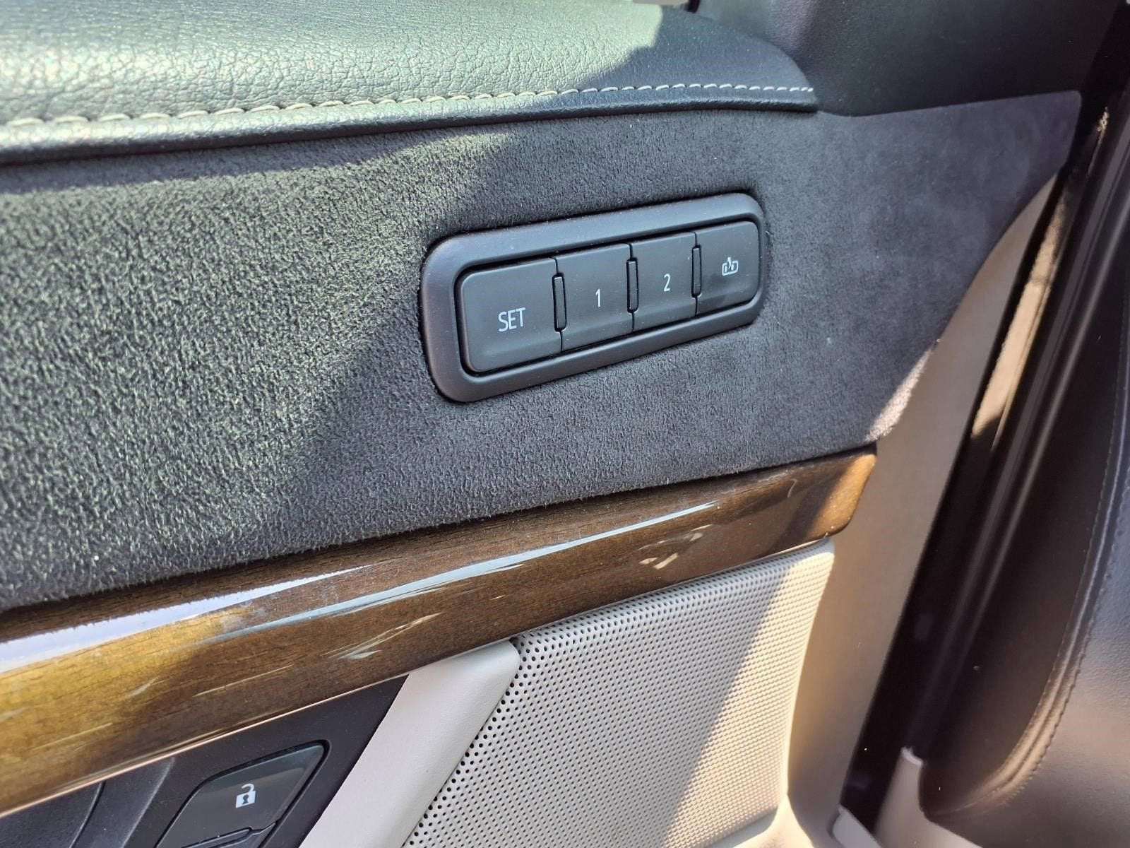 2019 Cadillac Escalade Premium Luxury