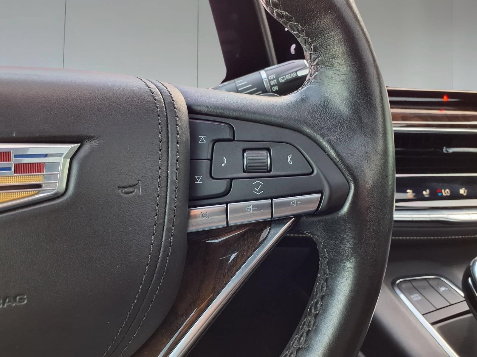 2022 Cadillac Escalade Premium Luxury Platinum