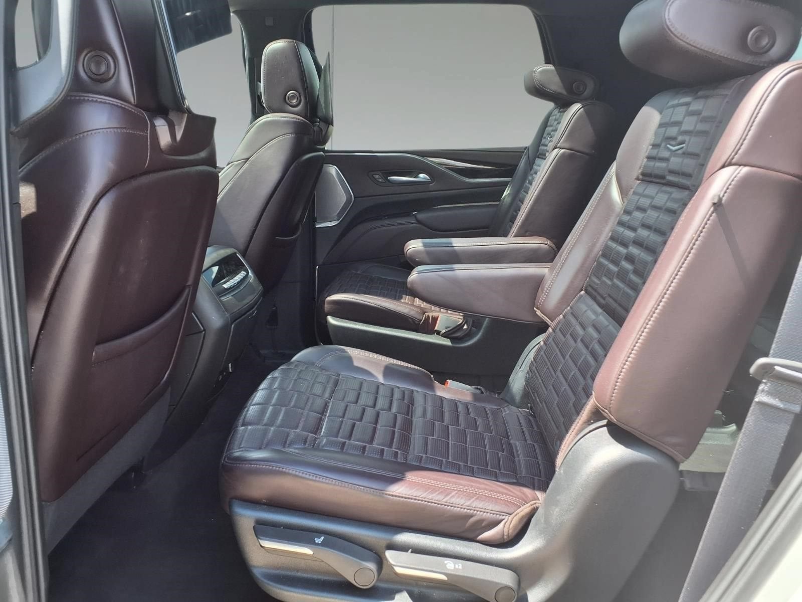 2023 Cadillac Escalade 4WD Premium Luxury Platinum
