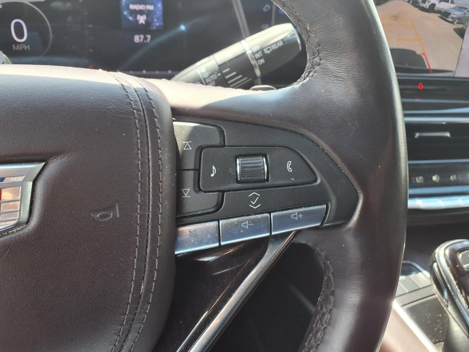 2023 Cadillac Escalade 4WD Premium Luxury Platinum