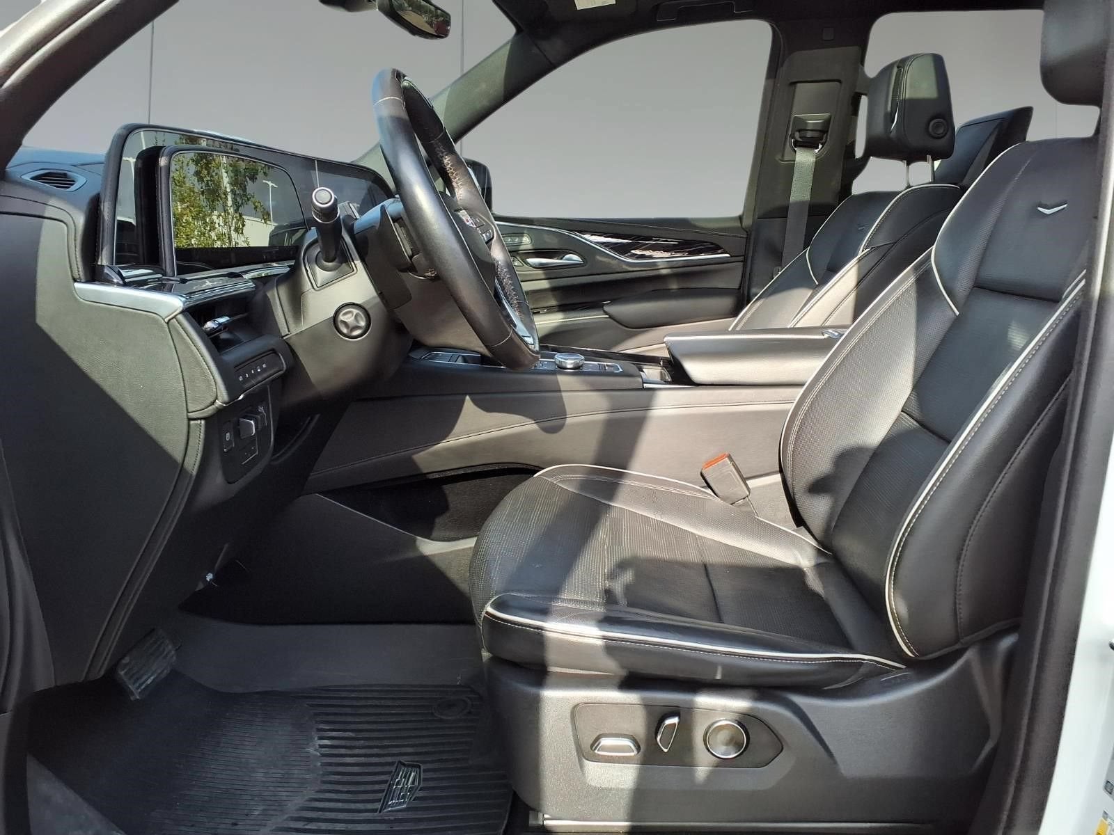 2023 Cadillac Escalade 4WD Sport