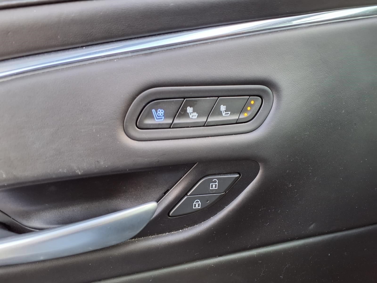 2023 Cadillac Escalade 4WD Sport Platinum