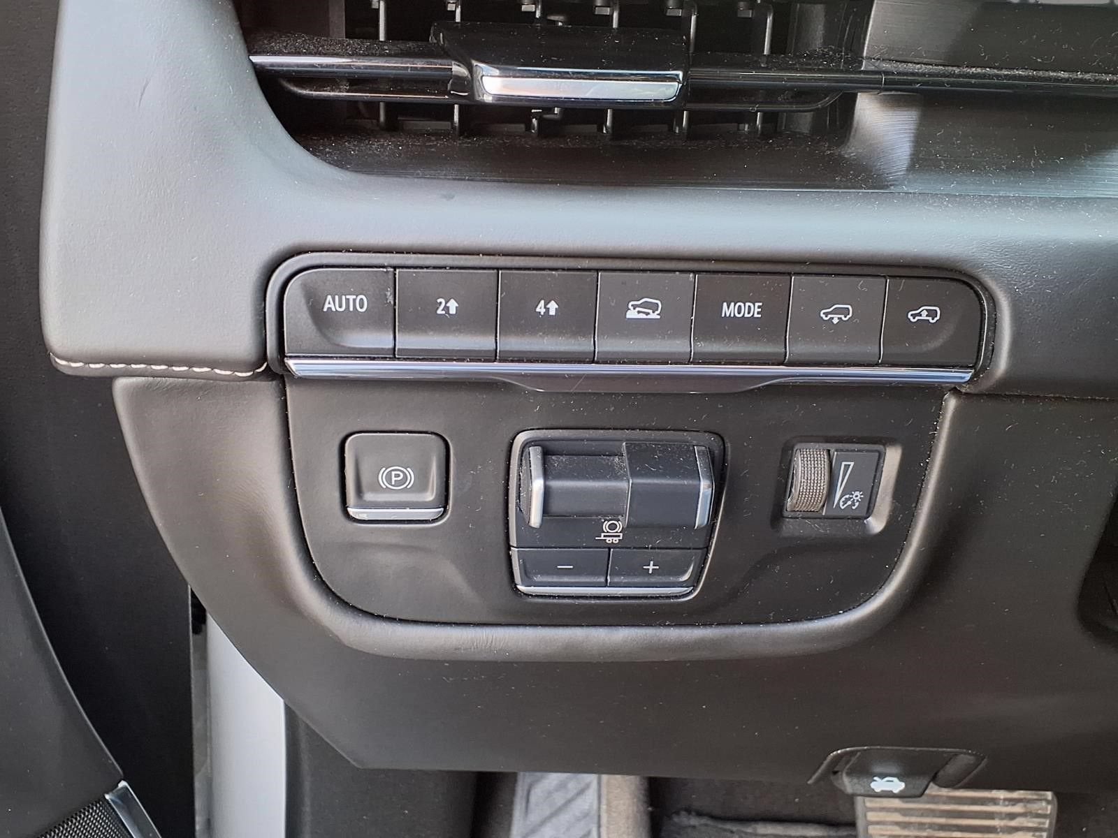 2023 Cadillac Escalade 4WD Sport Platinum