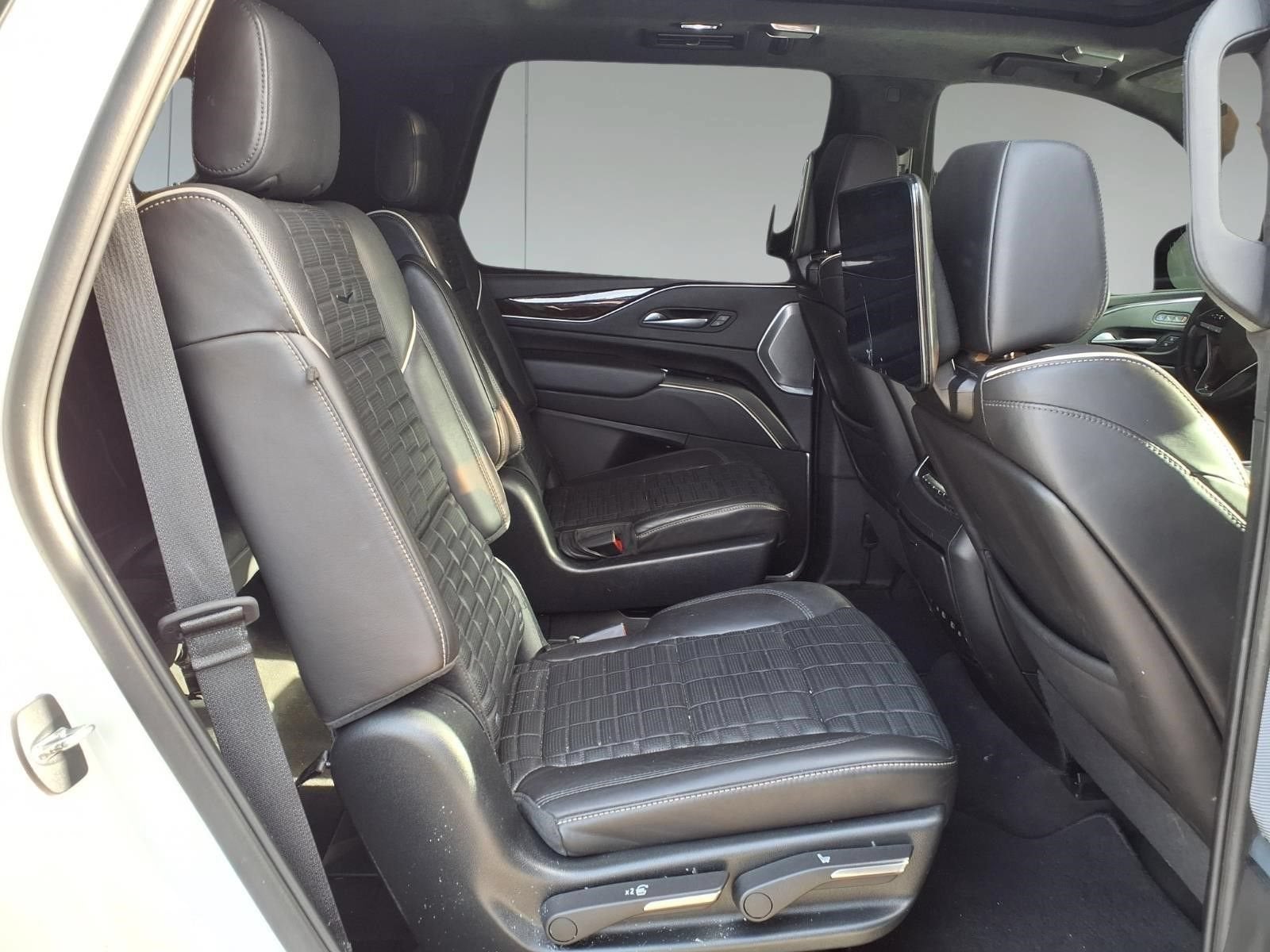 2023 Cadillac Escalade 4WD Sport Platinum