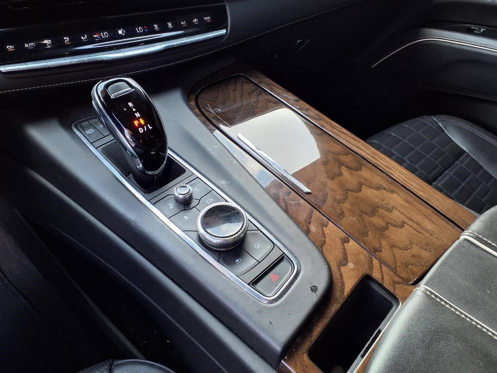 2023 Cadillac Escalade 4WD Sport Platinum