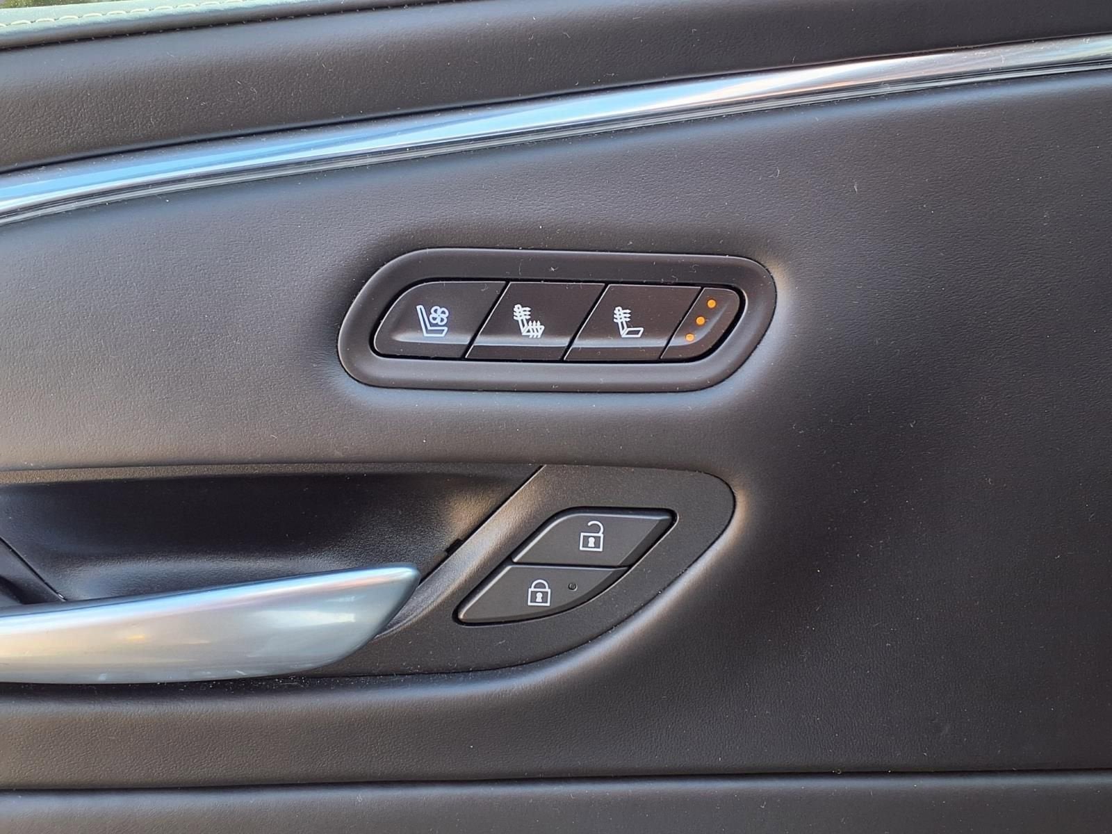 2023 Cadillac Escalade Sport Platinum