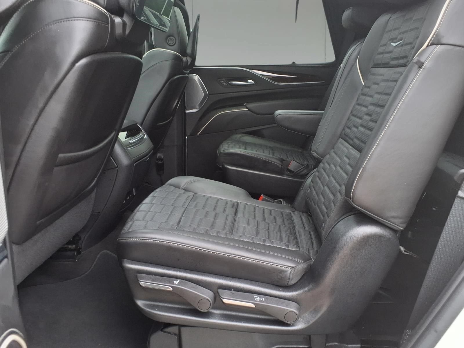2022 Cadillac Escalade Sport Platinum