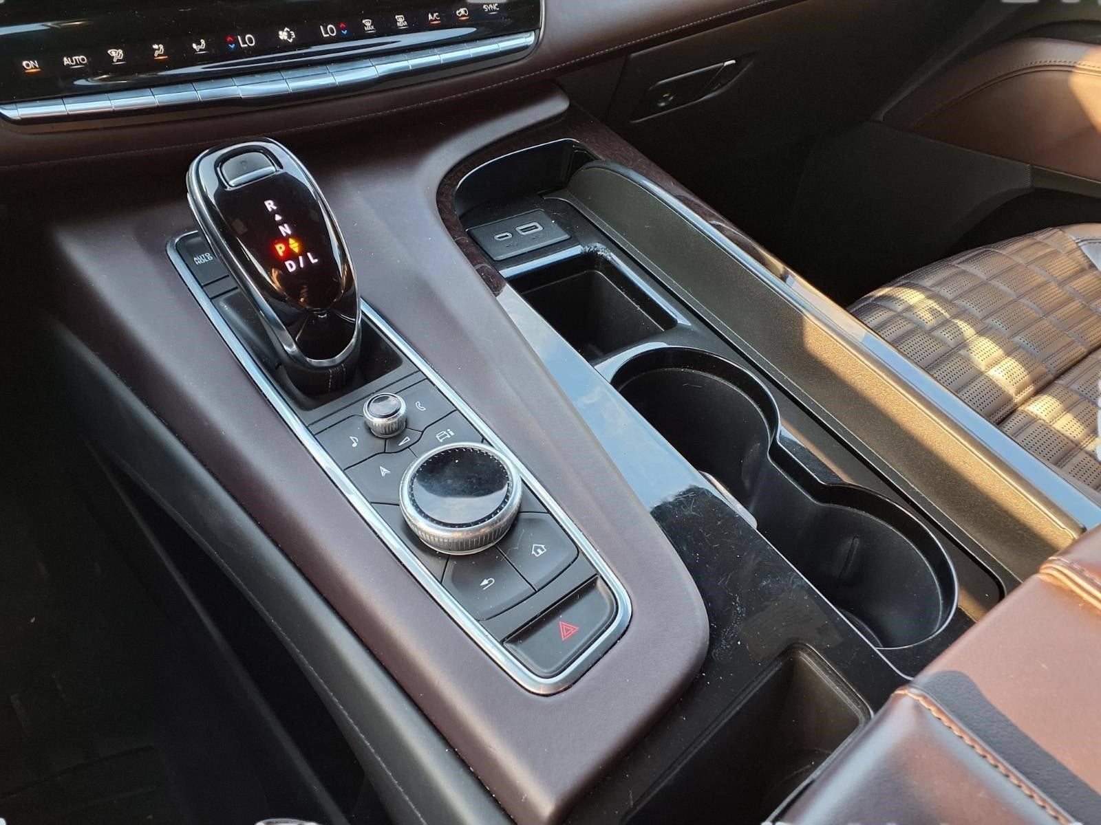 2023 Cadillac Escalade 4WD Sport Platinum