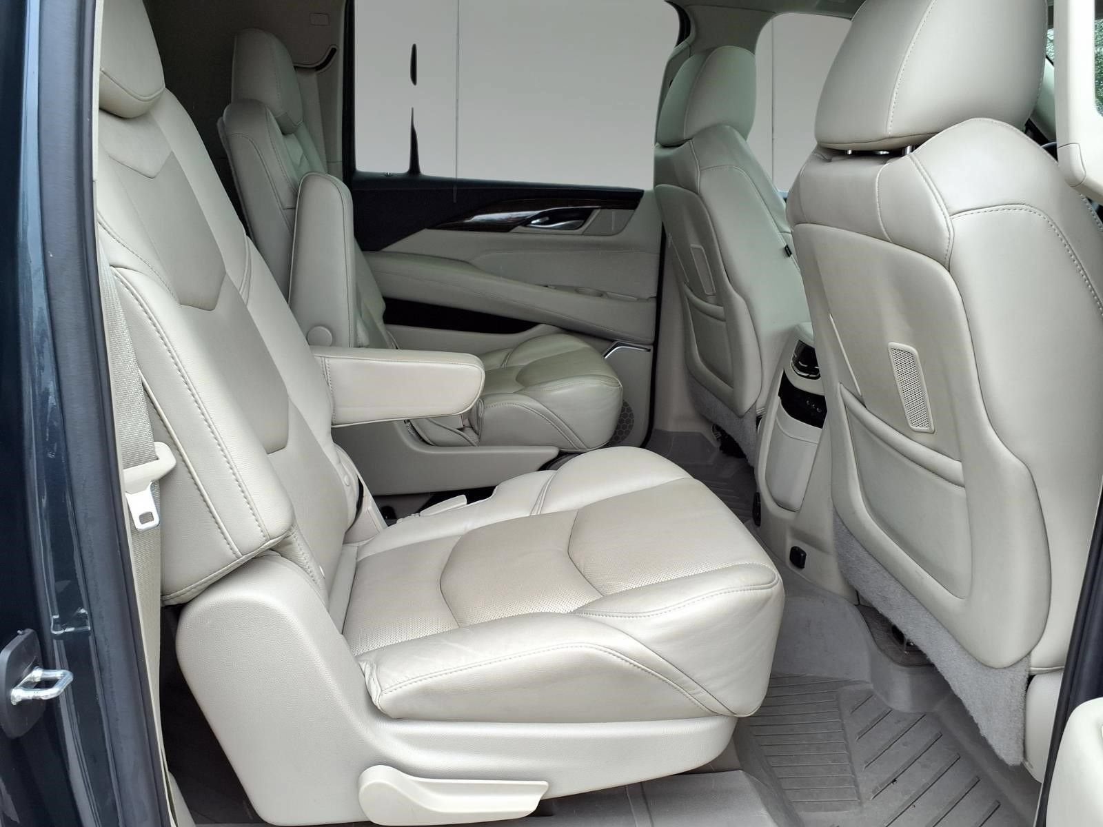 2020 Cadillac Escalade ESV Premium Luxury