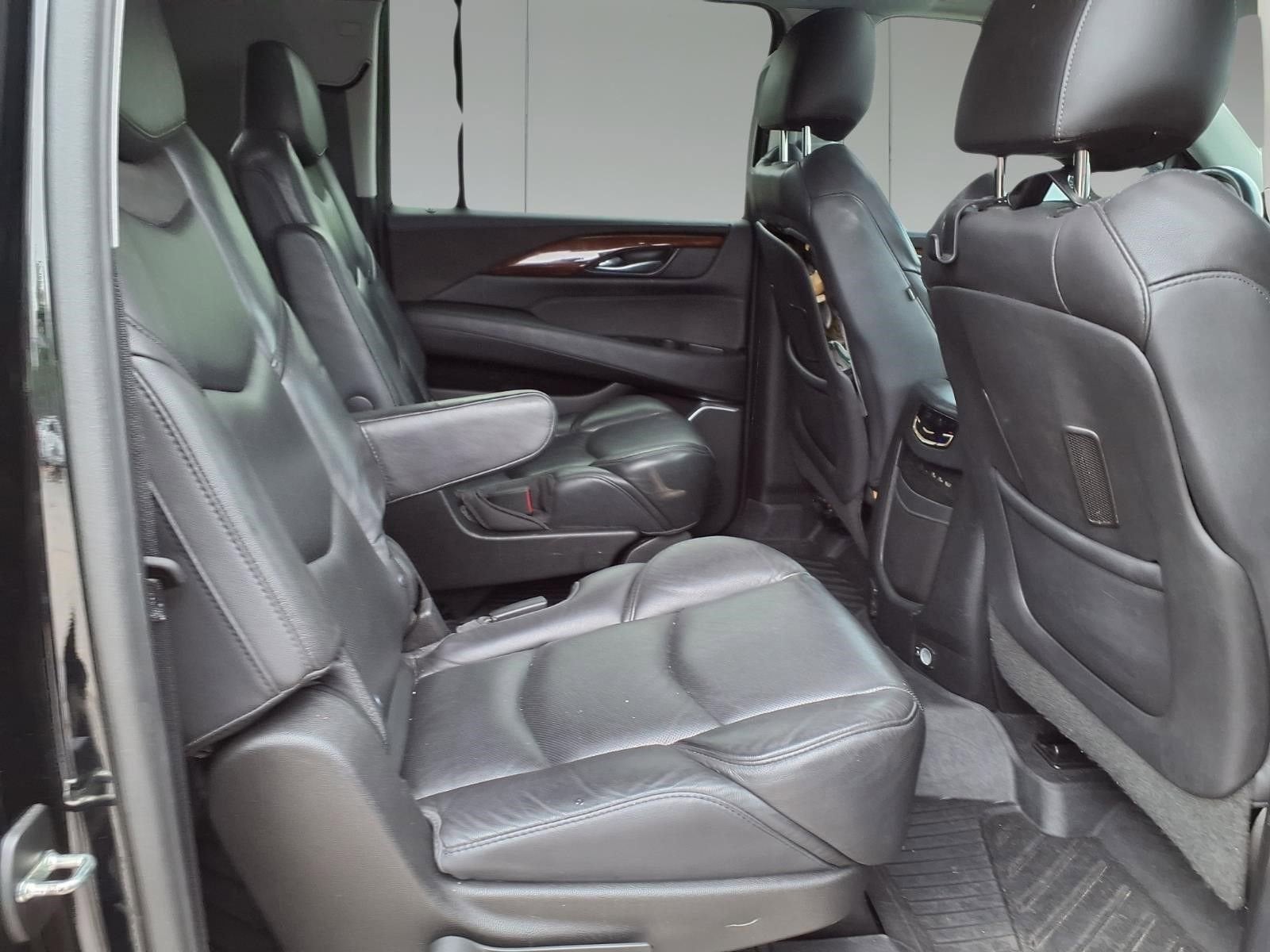 2018 Cadillac Escalade ESV Premium Luxury
