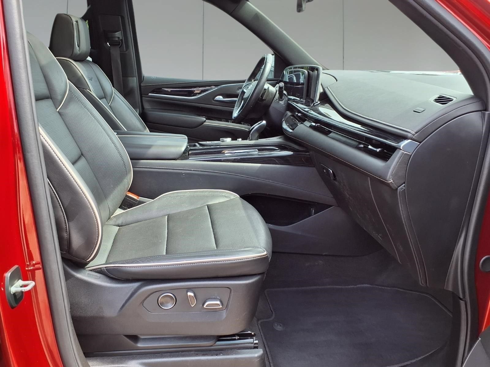 2023 Cadillac Escalade ESV Sport