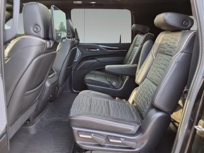2022 Cadillac Escalade ESV Sport Platinum