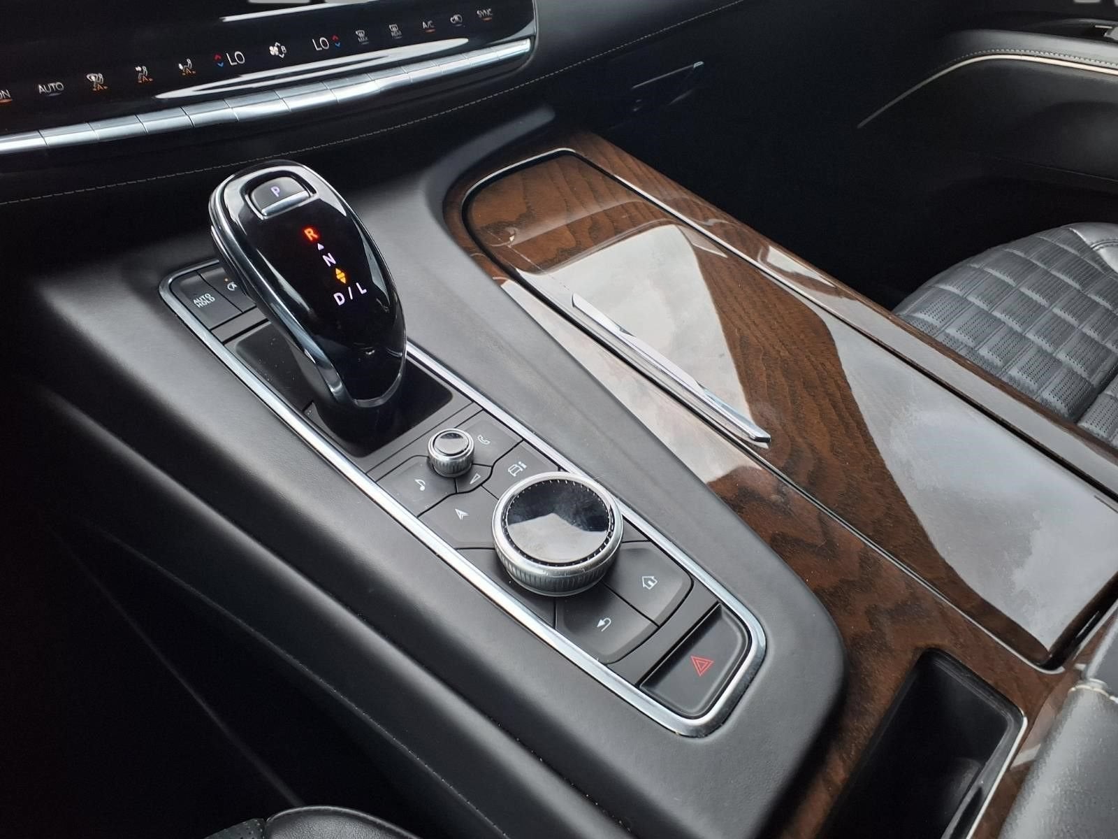 2024 Cadillac Escalade ESV Sport Platinum