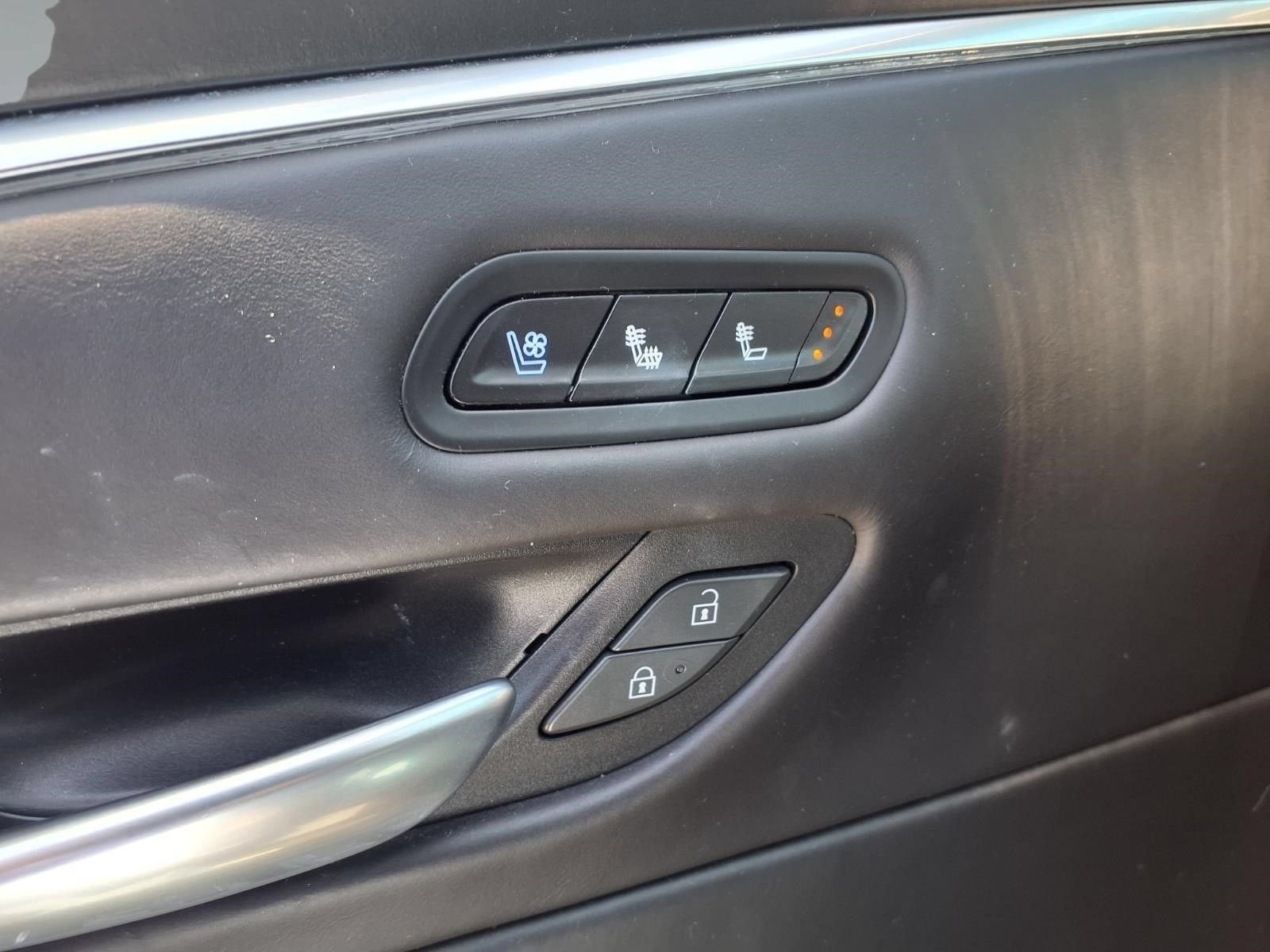 2022 Cadillac Escalade ESV Sport Platinum
