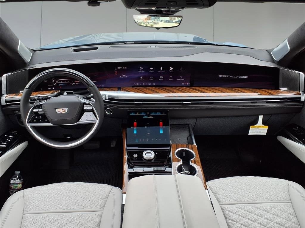 2026 Cadillac Escalade Platinum Luxury