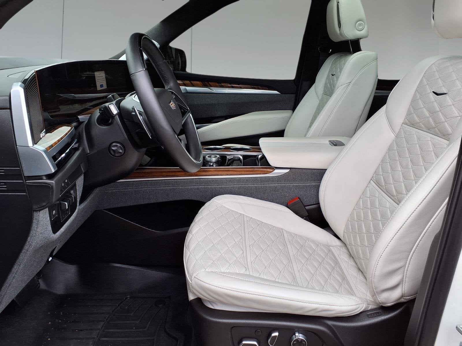 2025 Cadillac Escalade ESV Premium Luxury Platinum