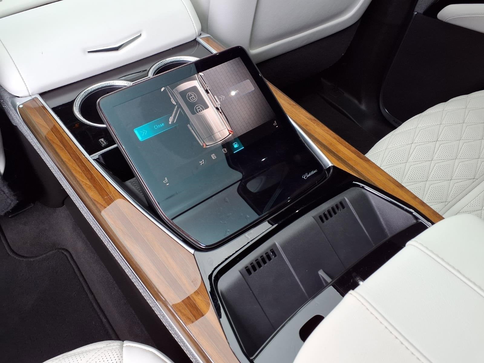 2025 Cadillac Escalade ESV Premium Luxury Platinum