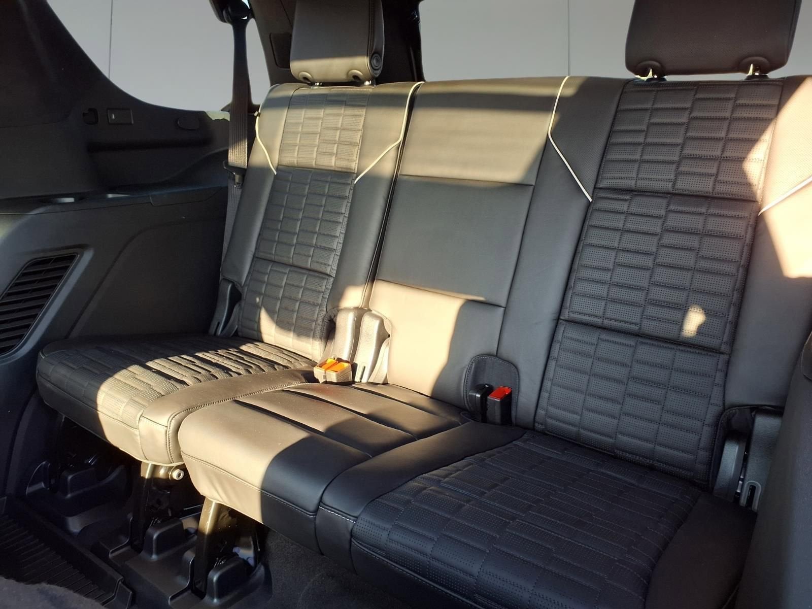 2025 Cadillac Escalade Premium Luxury Platinum