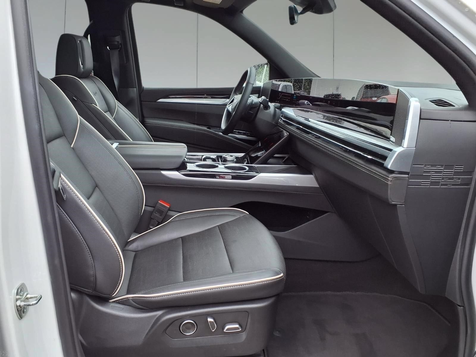 2025 Cadillac Escalade Sport
