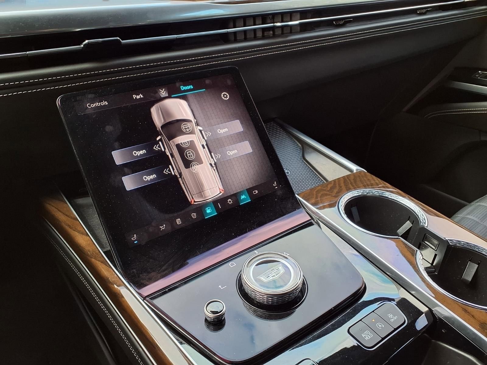 2025 Cadillac Escalade Sport Platinum