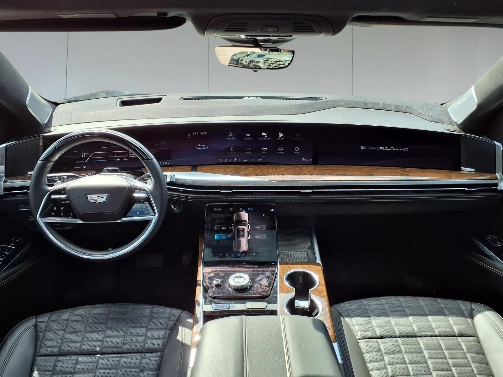 2025 Cadillac Escalade Sport Platinum