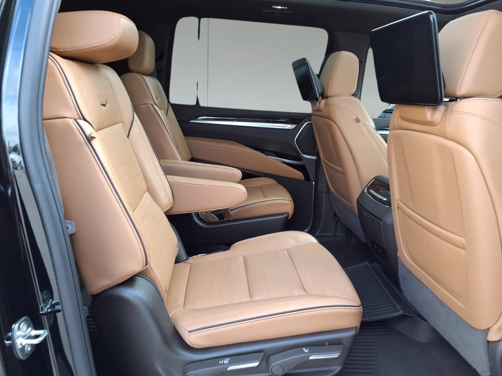 2026 Cadillac Escalade ESV Luxury