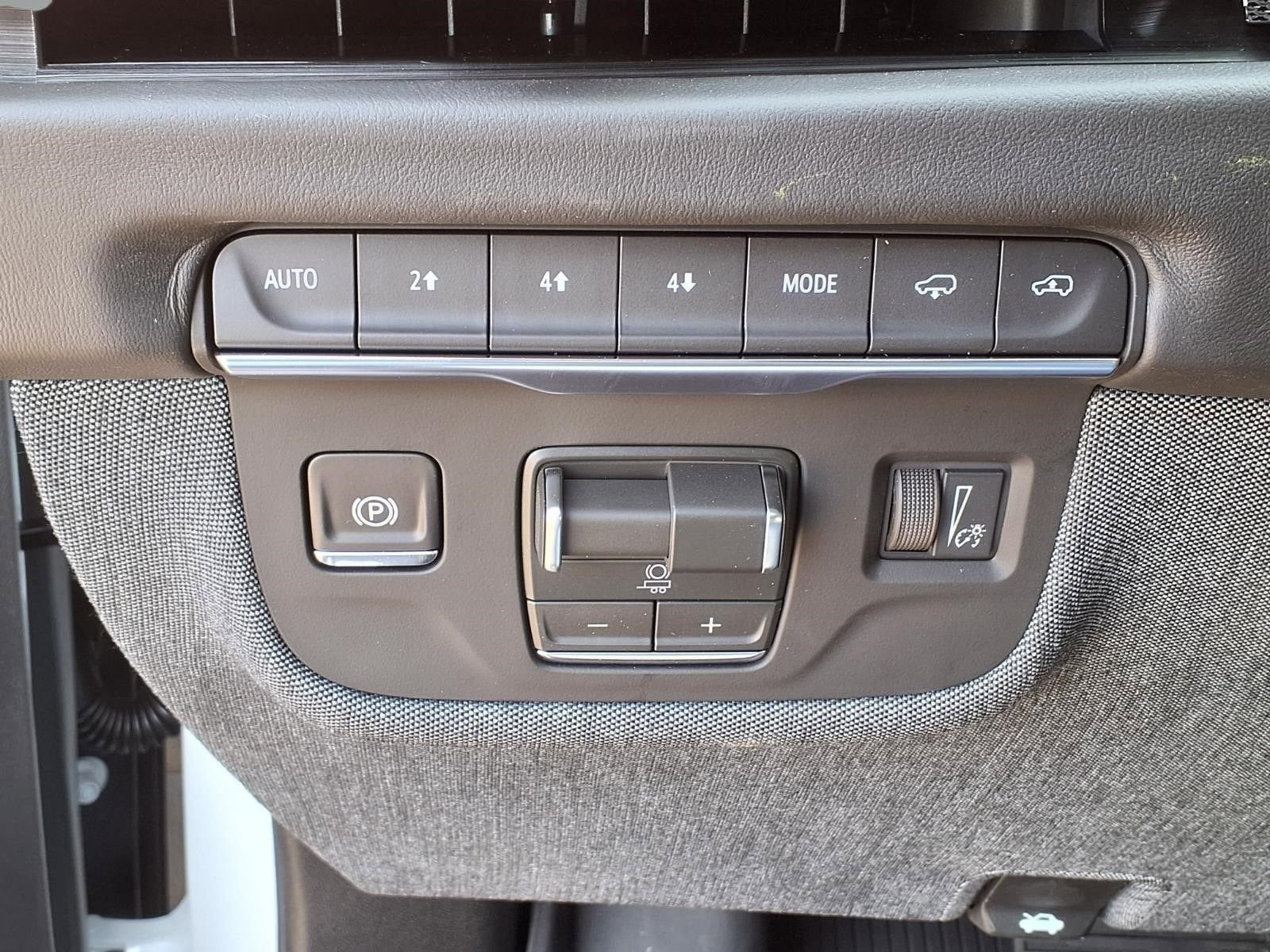2026 Cadillac Escalade ESV Platinum Sport