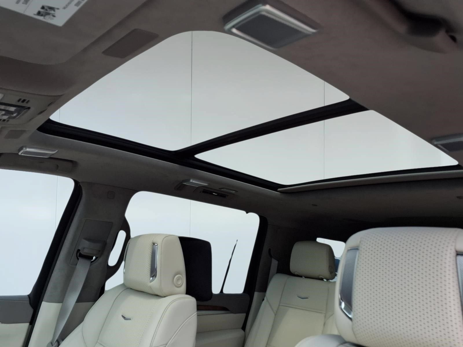2025 Cadillac Escalade ESV Sport Platinum