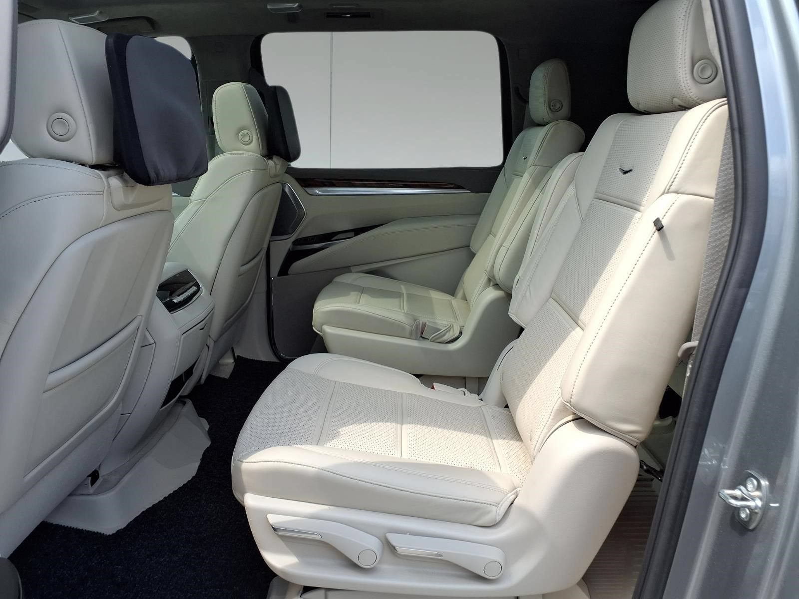 2025 Cadillac Escalade ESV Sport Platinum