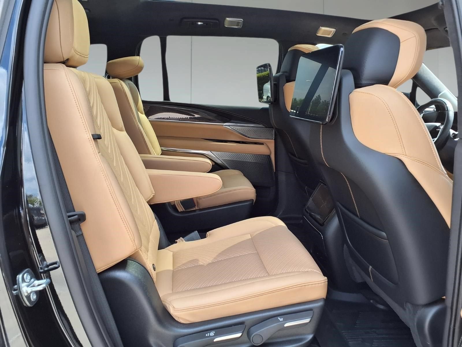 2026 Cadillac ESCALADE IQ Premium Luxury