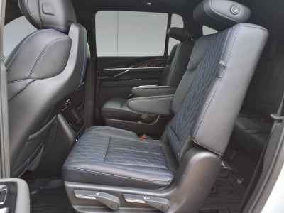 2025 Cadillac ESCALADE IQ Sport 1