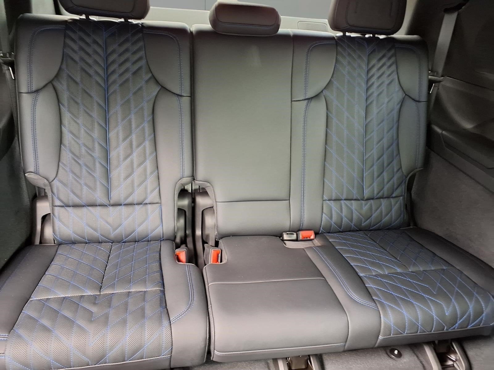 2025 Cadillac ESCALADE IQ Sport 1