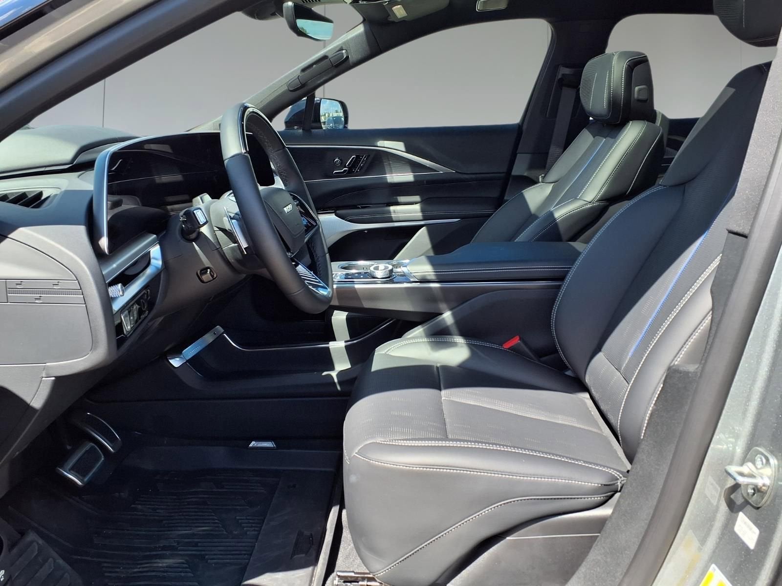 2026 Cadillac LYRIQ V-Series