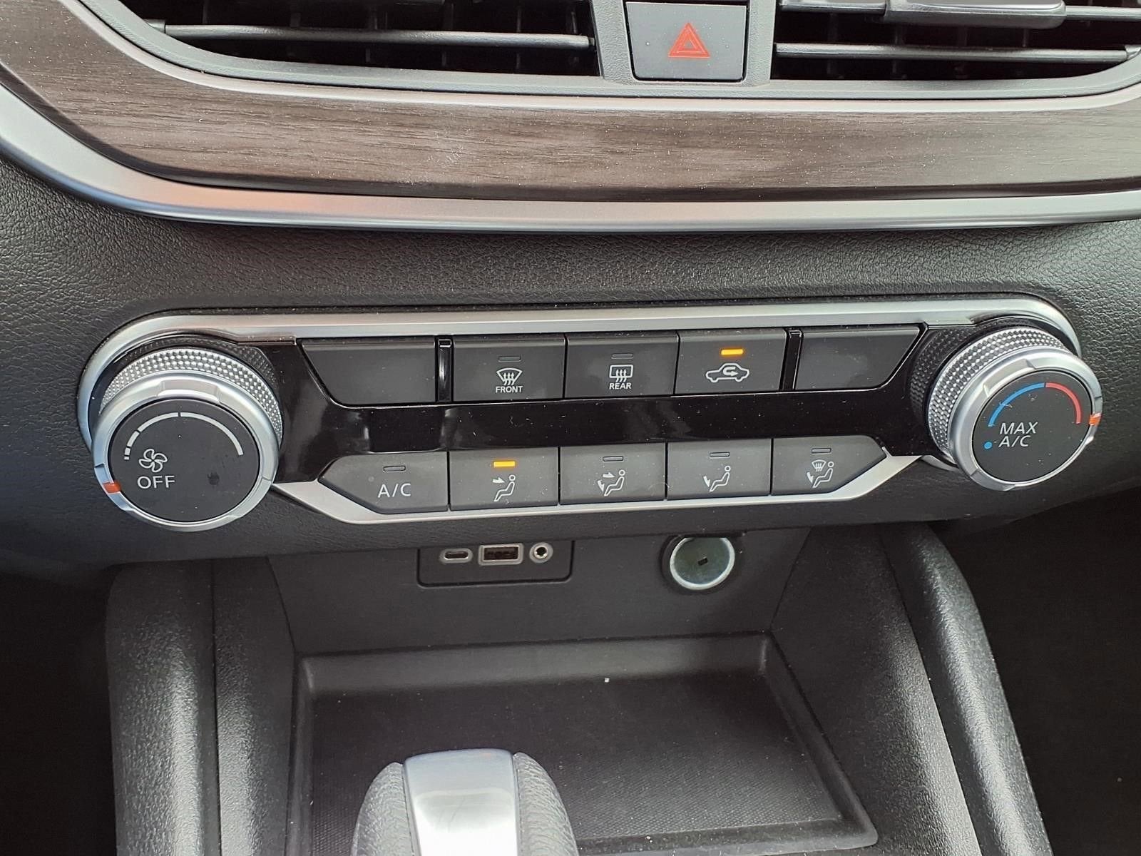 2025 Nissan Altima SV