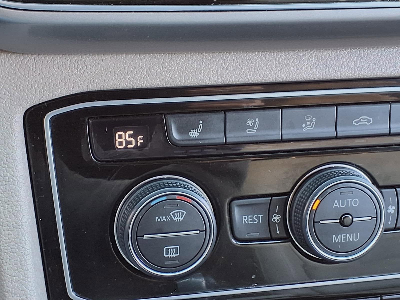 2019 Volkswagen Atlas 3.6L V6 SEL Premium