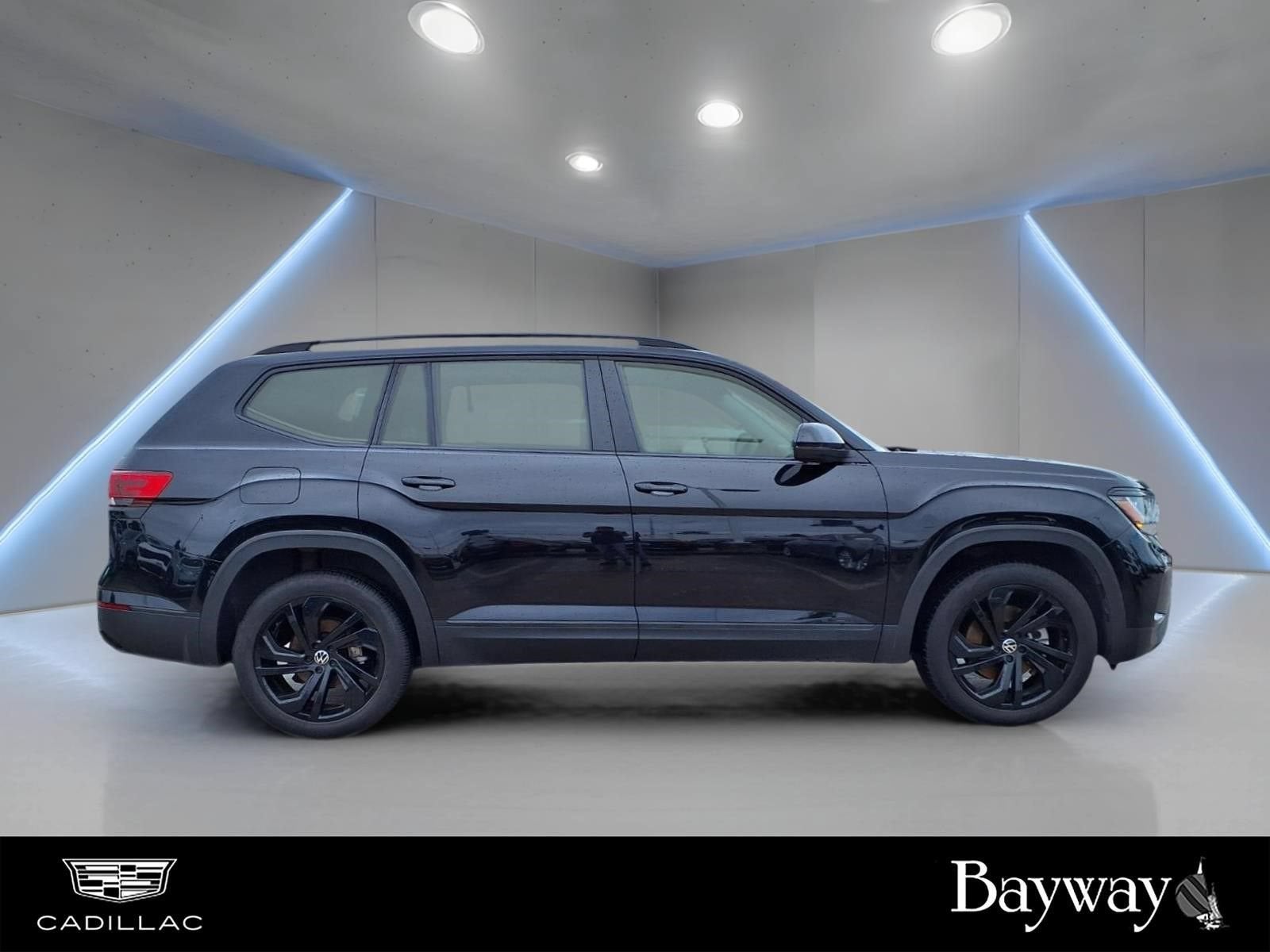 2022 Volkswagen Atlas 2.0T SE w/Technology