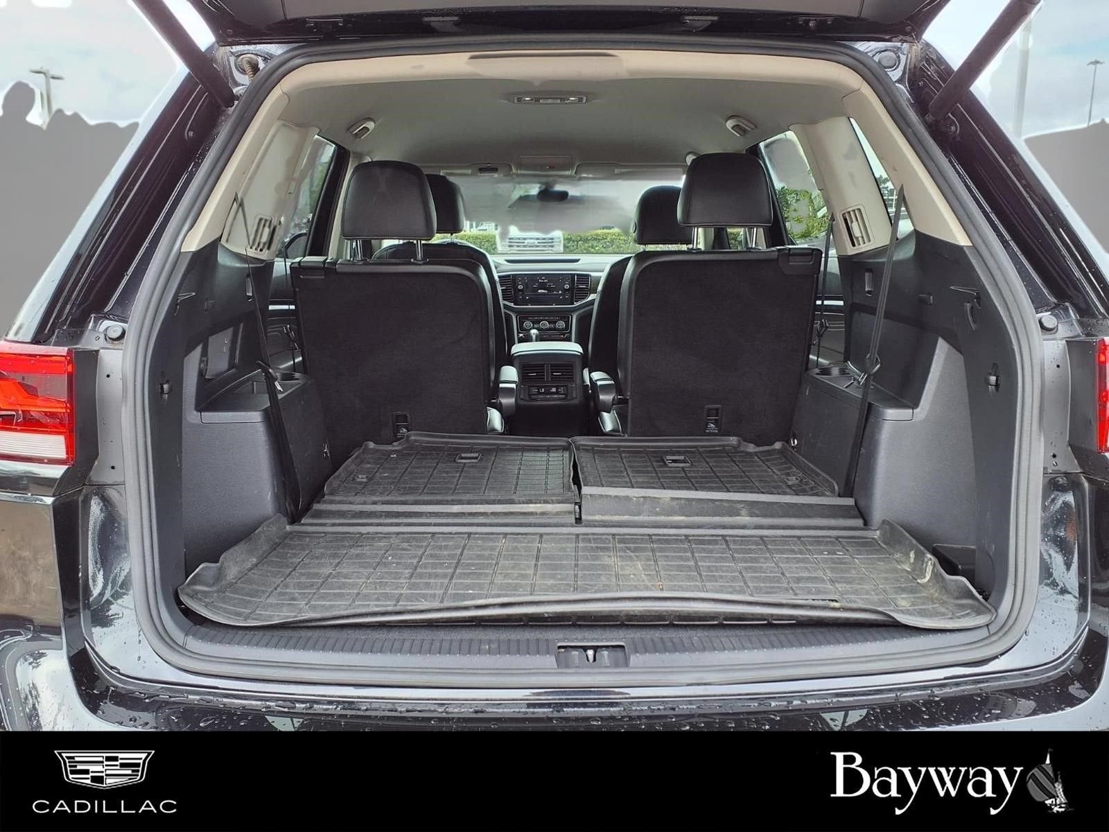 2022 Volkswagen Atlas 2.0T SE w/Technology