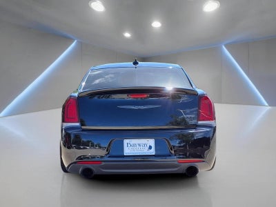 2023 Chrysler 300 300C
