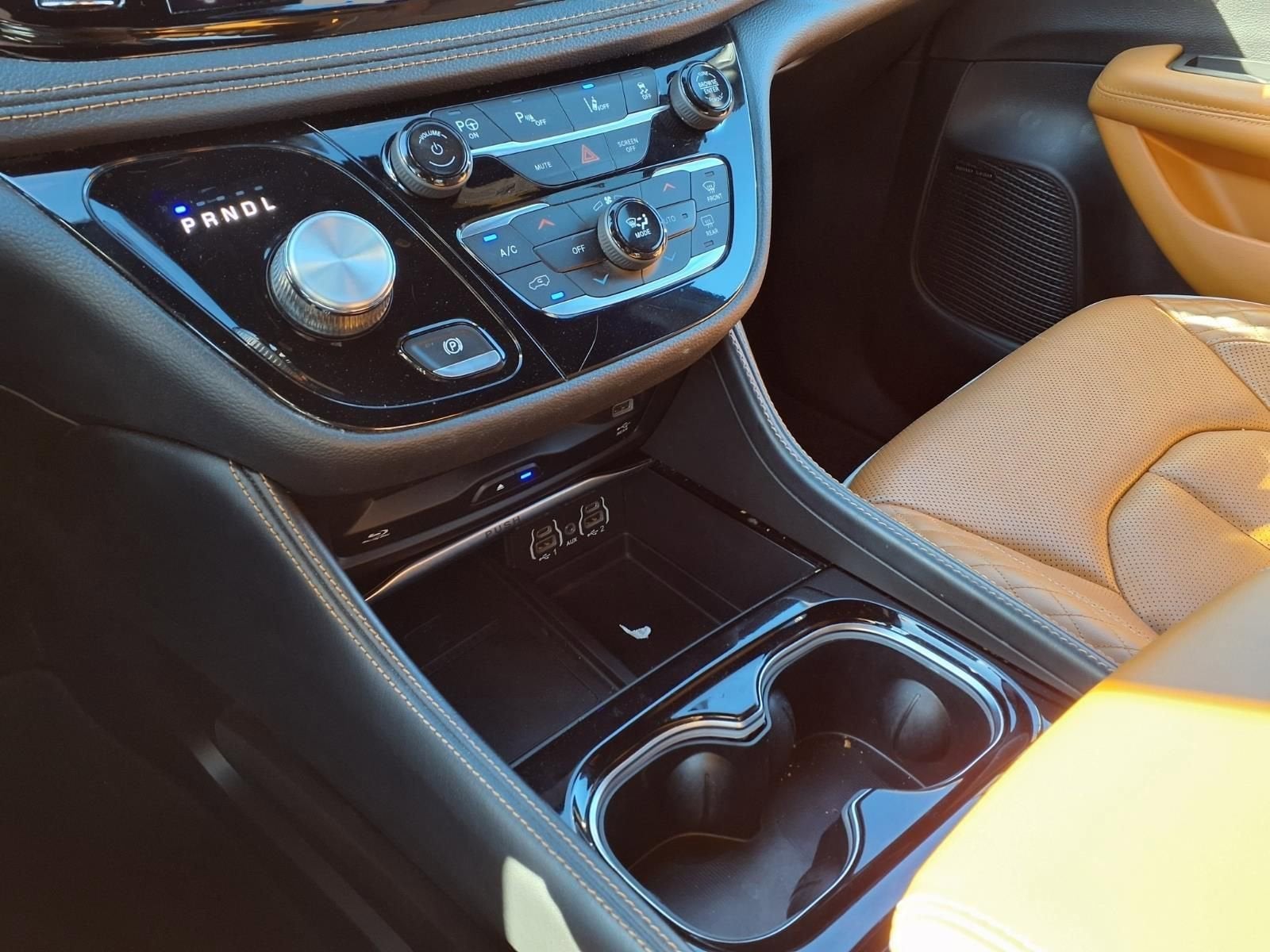 2022 Chrysler Pacifica Hybrid Pinnacle