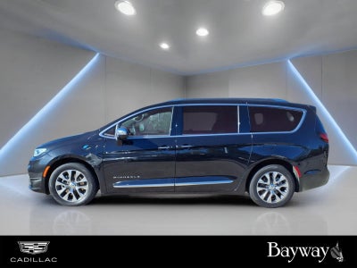 2022 Chrysler Pacifica Hybrid Pinnacle
