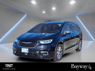 2022 Chrysler Pacifica Hybrid Pinnacle