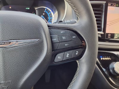 2024 Chrysler Pacifica Hybrid S Appearance Pkg