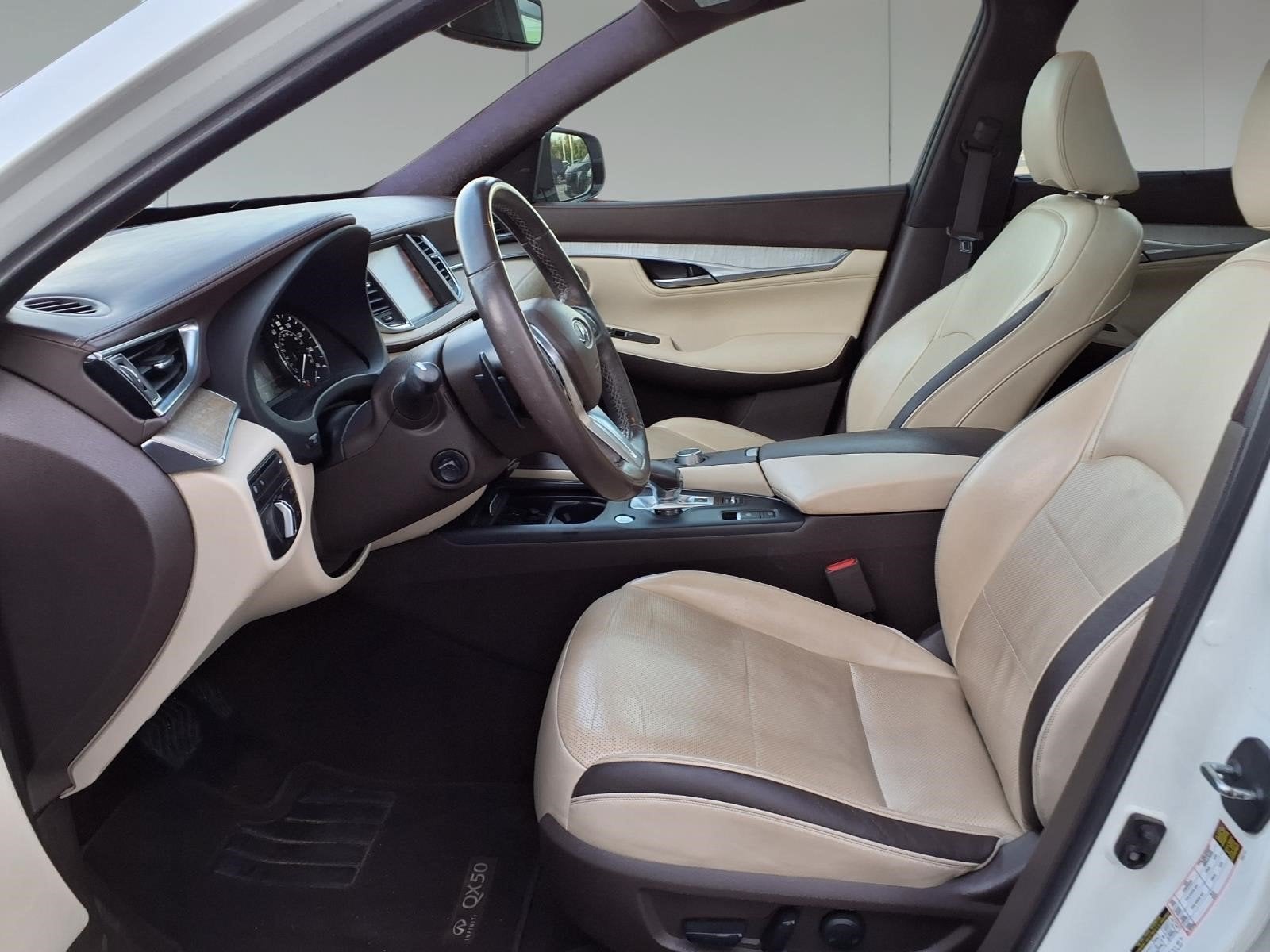 2019 INFINITI QX50 ESSENTIAL