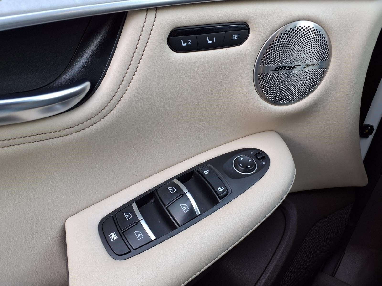 2019 INFINITI QX50 ESSENTIAL