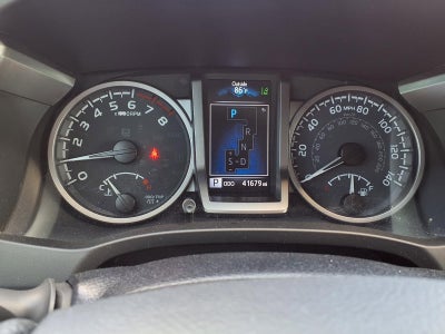 2022 Toyota Tacoma 2WD SR5