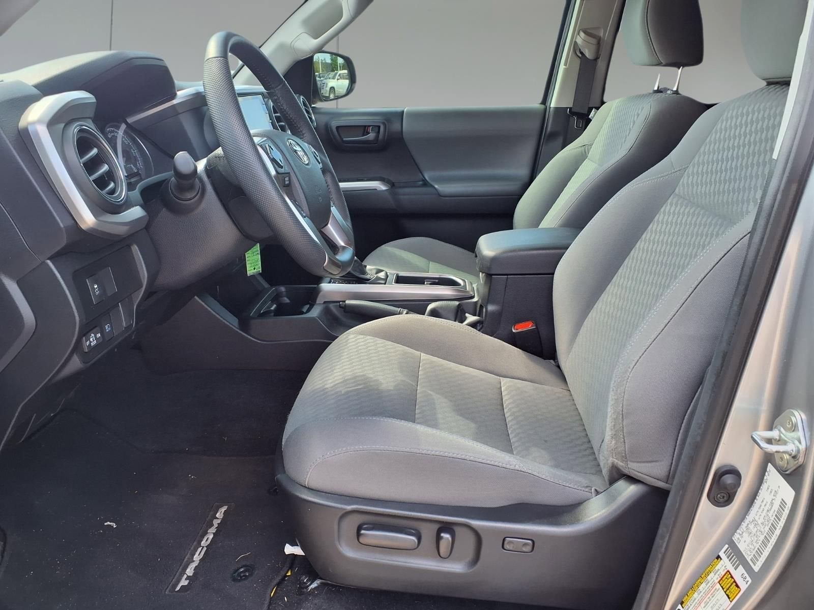 2022 Toyota Tacoma 2WD SR5