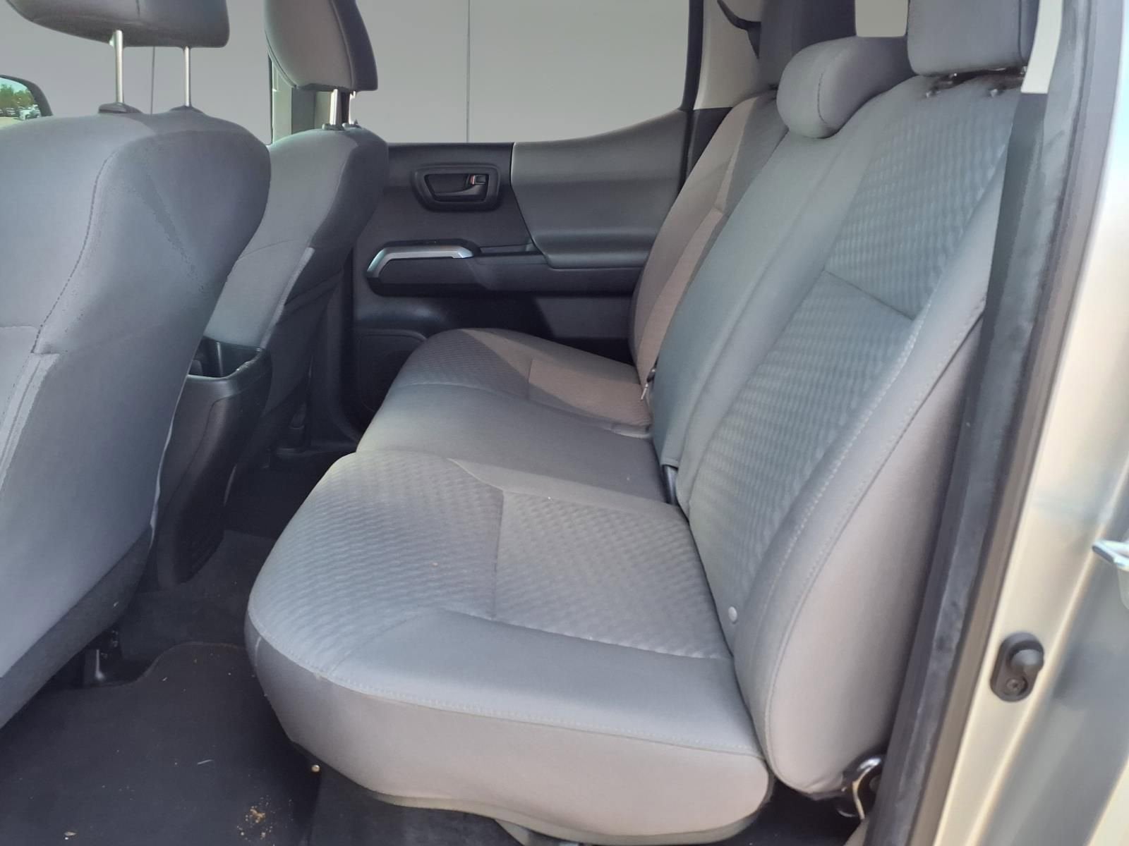 2022 Toyota Tacoma 2WD SR5