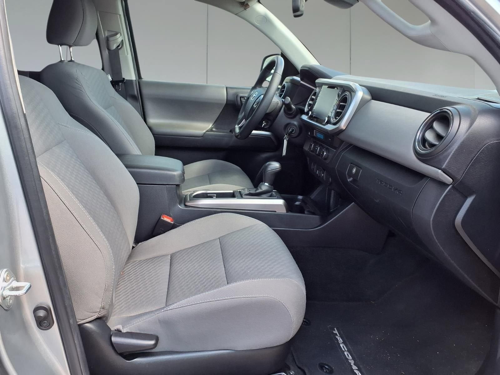 2022 Toyota Tacoma 2WD SR5