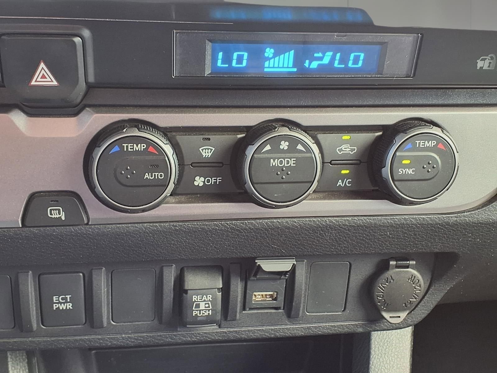 2022 Toyota Tacoma 2WD SR5